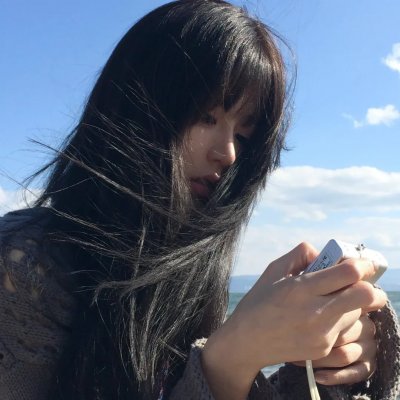 雨中的女人